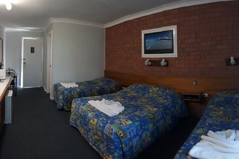 Castlereagh Motor Inn - Accommodation Search 6