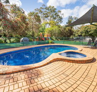 Castle Motel - Accommodation Search