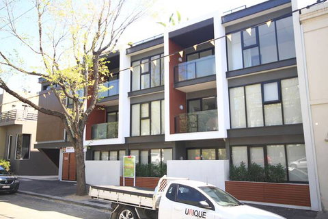 RNR Serviced Apartments North Melbourne - Accommodation Search 1