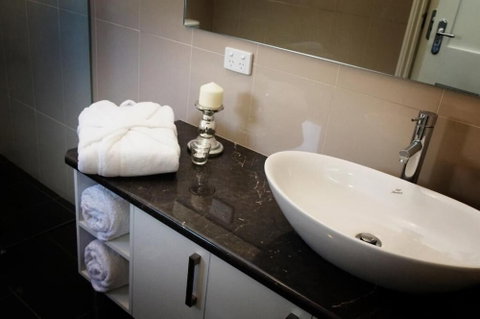 The Customs House B&B - Accommodation Search 6