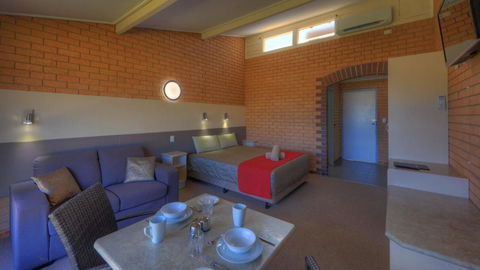 Tenterfield Motor Inn - Accommodation Search 5