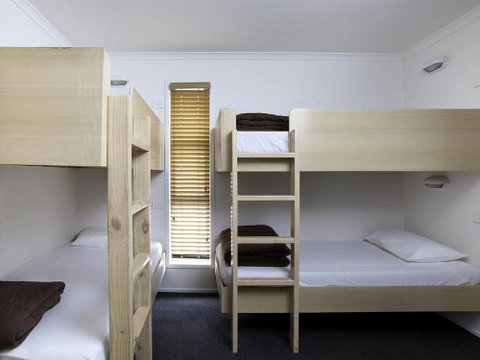 NRMA Ocean Beach Holiday Resort - Accommodation Search 0
