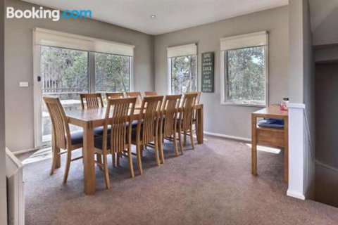 Alpine Edge - Accommodation Search 2