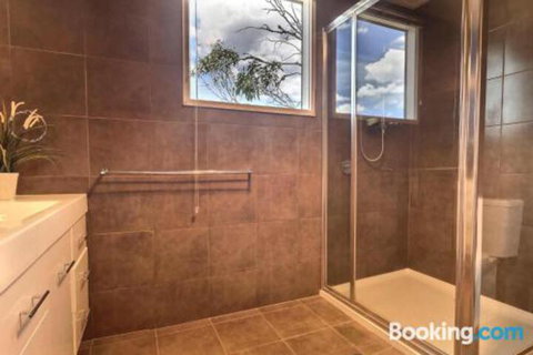 Alpine Edge - Accommodation Search 7