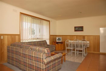 Apollo Bay Backpackers Lodge - Accommodation Search 5