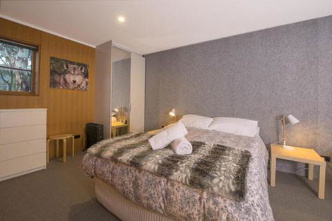 Studio 13 - Accommodation Search 4