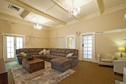 Arch On Mellool - Accommodation Search 6
