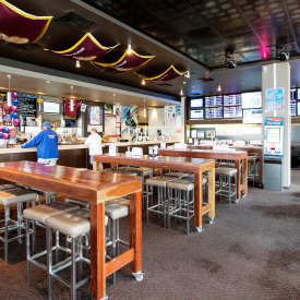 Burleigh Heads Hotel - Accommodation Search 2