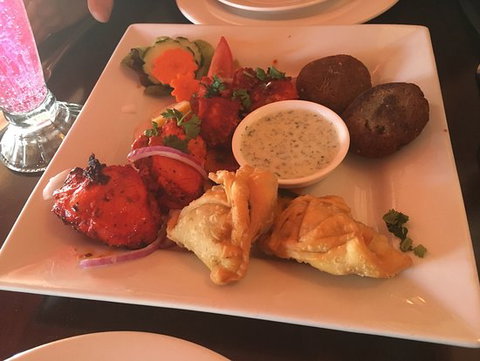 Arjuna Indian Restaurant - Accommodation Search 0