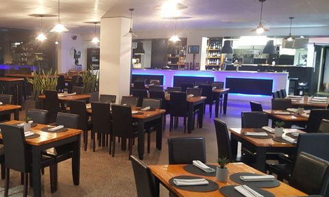 NINE 50 Restaurant & Bar - Accommodation Search 7