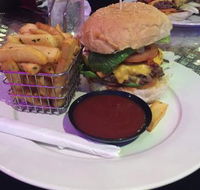 DJ's Diner and Bar - Accommodation Search