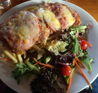 Pig  Whistle Tavern - Accommodation Search