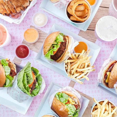 Betty's Burgers & Concrete - Accommodation Search 0