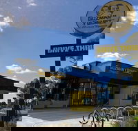 Guzman Y Gomez - Accommodation Search
