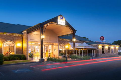 Castello's Cardinia Hotel - Accommodation Search 0