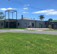 Castello's Pakenham Hotel - Accommodation Search