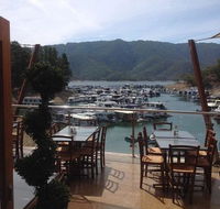 AQUA Bar  Cafe Lake Eildon - Accommodation Search