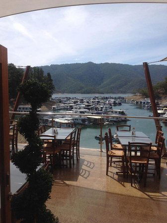 AQUA Bar & Cafe Lake Eildon - Accommodation Search 0