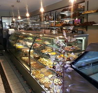 481 Lulu's Cafe - Accommodation Search