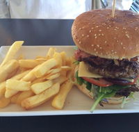 Jules by the Lake Cafe - Accommodation Search
