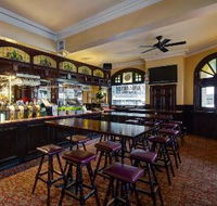 The Rag and Famish Hotel - Accommodation Search
