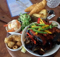 Sandy Cove Tavern - Accommodation Search