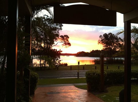 Riverside Tavern - Accommodation Search 0