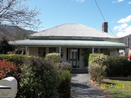 Ardglen NSW Accommodation Search