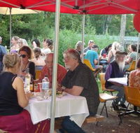 Phoenix Rising Cafe - Accommodation Search