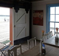 The Wharf Local - Accommodation Search