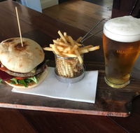 The White Hart Hotel - Accommodation Search