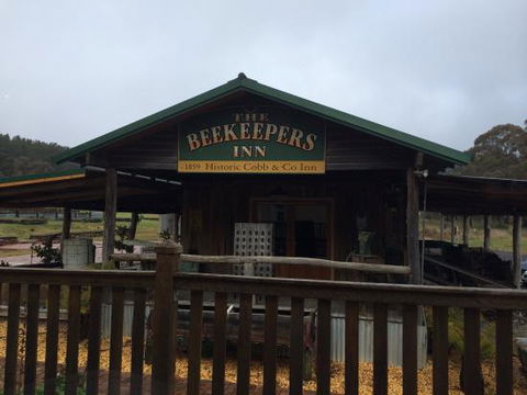 Beekeeper's Inn - Accommodation Search 0