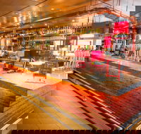 The Red Lion - Accommodation Search