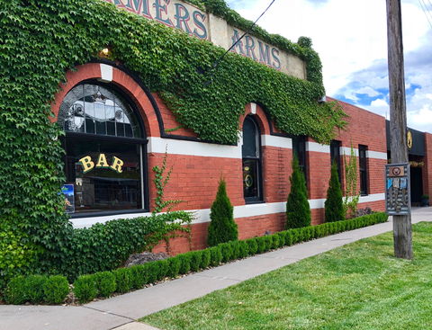 Farmers Arms Hotel Daylesford - Accommodation Search 0
