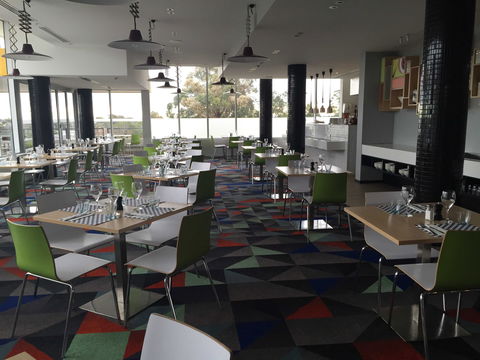 Roadhouse Bar & Grill - Accommodation Search 0