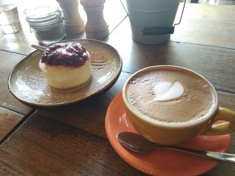 Vasili's Garden & Cafe - Accommodation Search 0