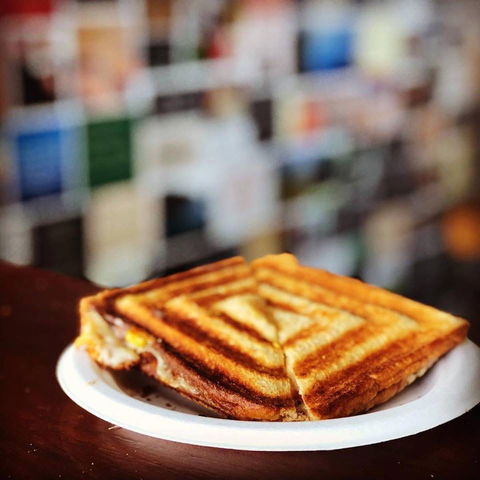 Get Toasted - Accommodation Search 0