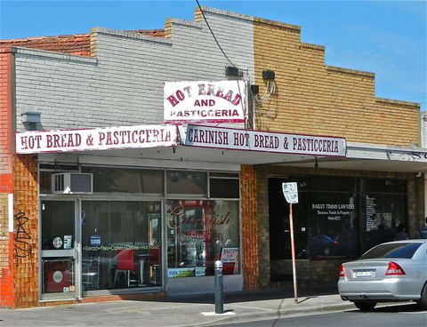 Isher Egless Bakers & Cafe - Accommodation Search 0