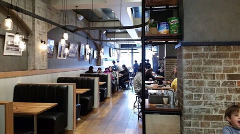 Ribs & Burgers - Hawthorn - Accommodation Search 0