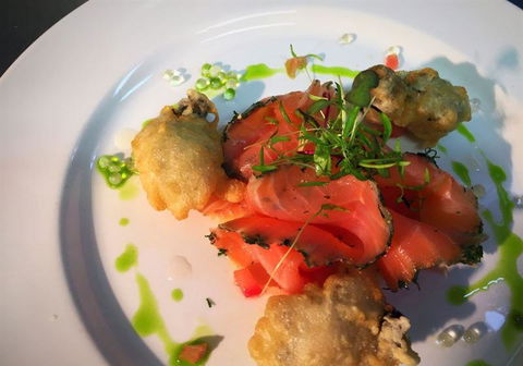 LakeFront Bistro - Accommodation Search 14