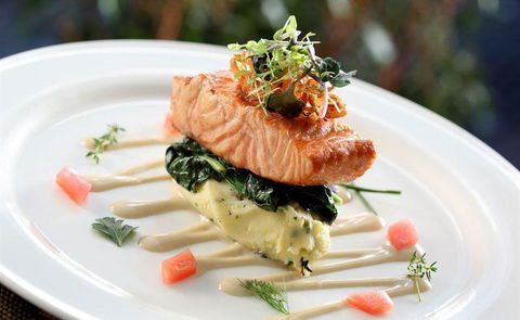 LakeFront Bistro - Accommodation Search 21