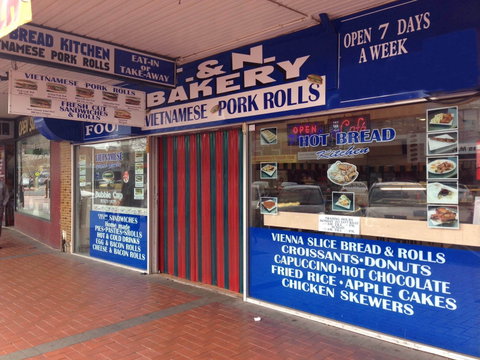 T&N Bakery - Accommodation Search 0