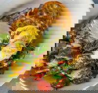 Choux Box - Accommodation Search