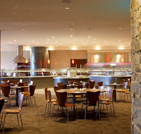 Sanctuary Lakes Hotel - Accommodation Search