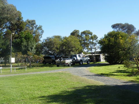 Kyalite Pub And Caravan Park - Accommodation Search 1