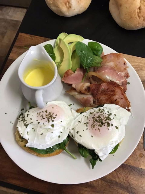 Wafflin On Cafe - Accommodation Search 1