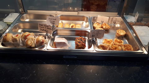 Wanda In Cafe - Accommodation Search 0