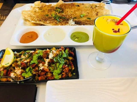 Baahubali Indian Restaurant - Accommodation Search 0