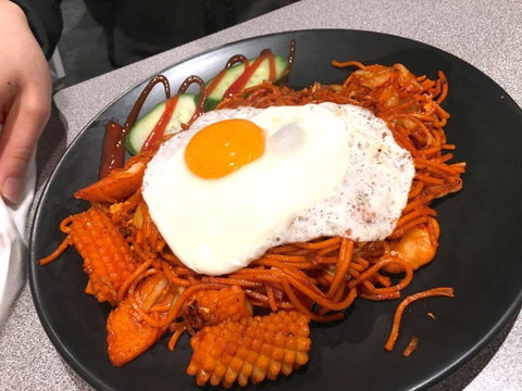 Zafferano Restaurant - Accommodation Search 0