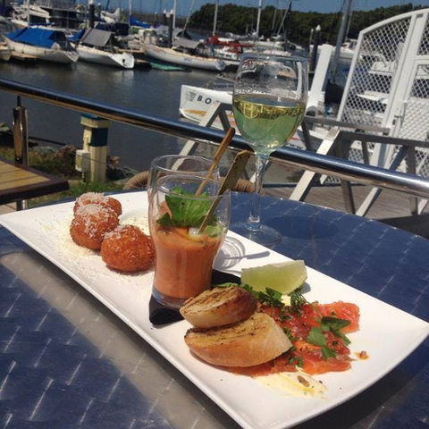 Queensland Cruising Yacht Club - Accommodation Search 0